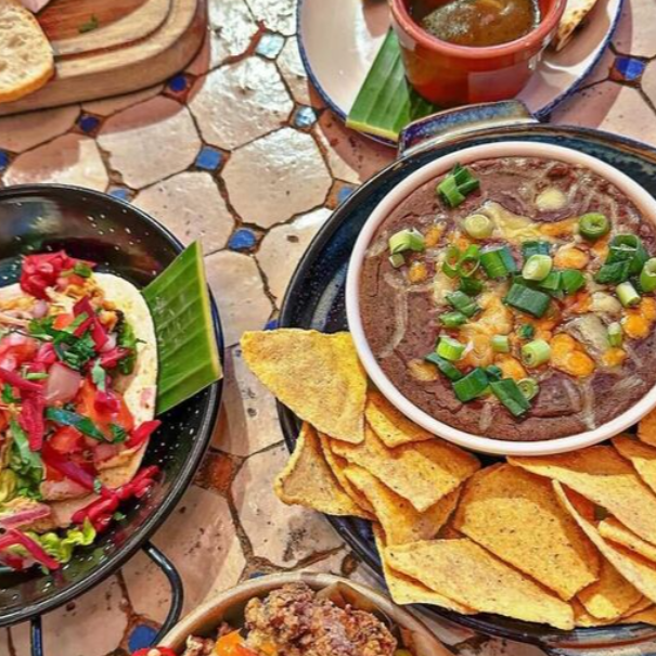 Pre/Post Show Dining 25% Off