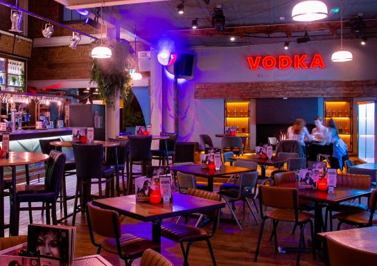 Summer Parties Book now